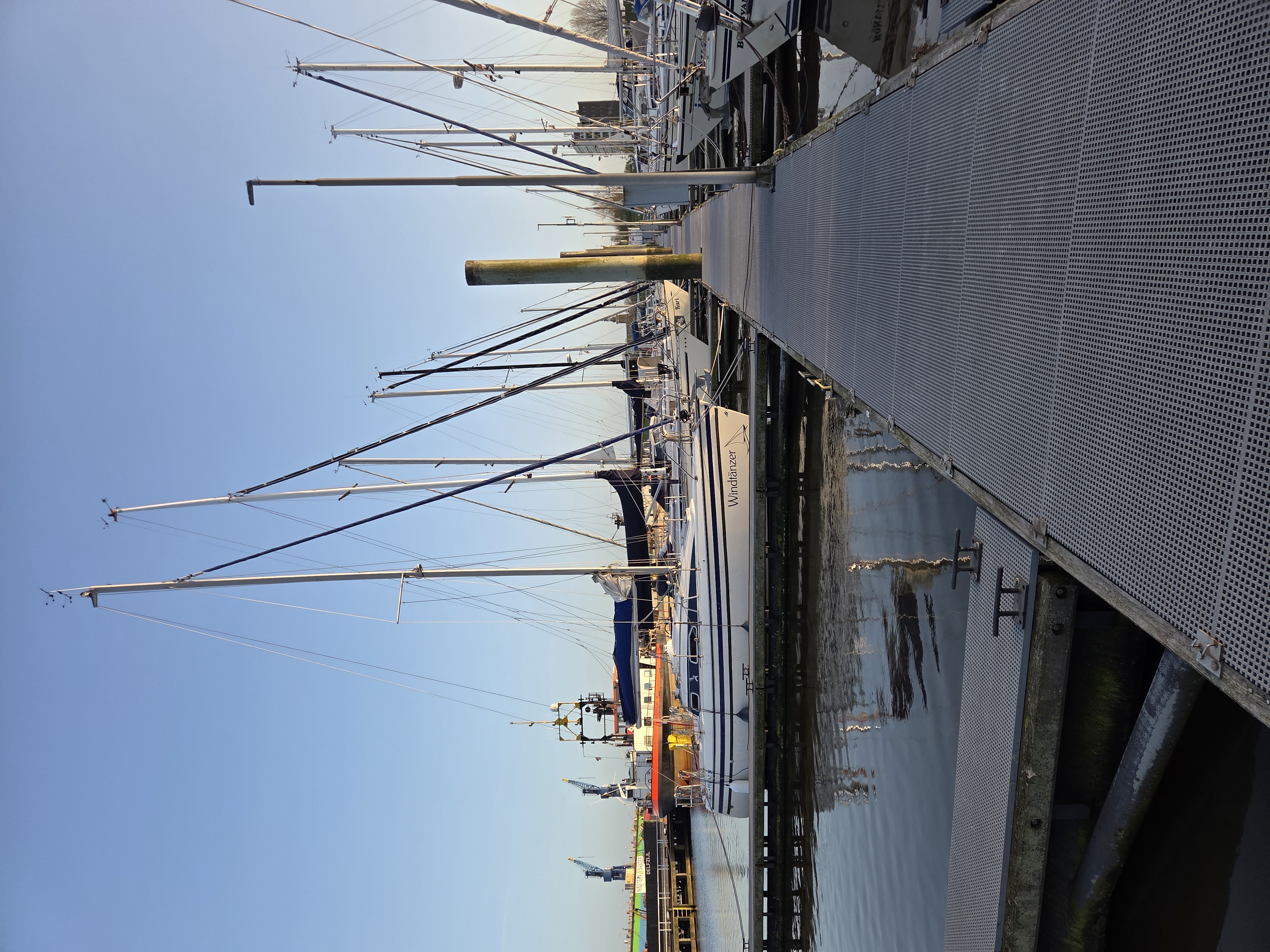 image from Tag 6: Groningen - Delfzijl: Die Horrorschleuse